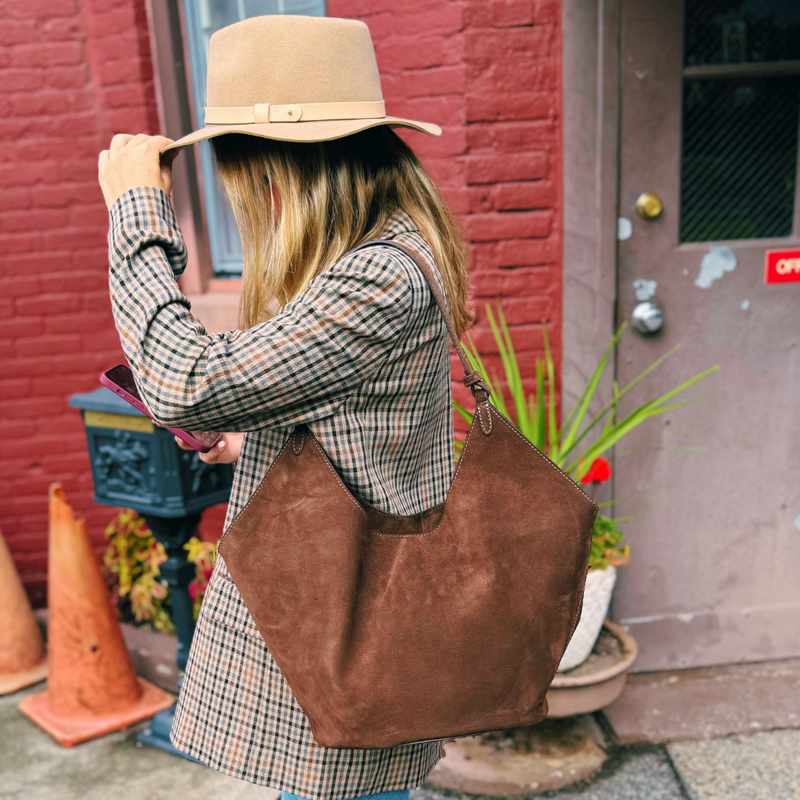 Mila Tote In Brown