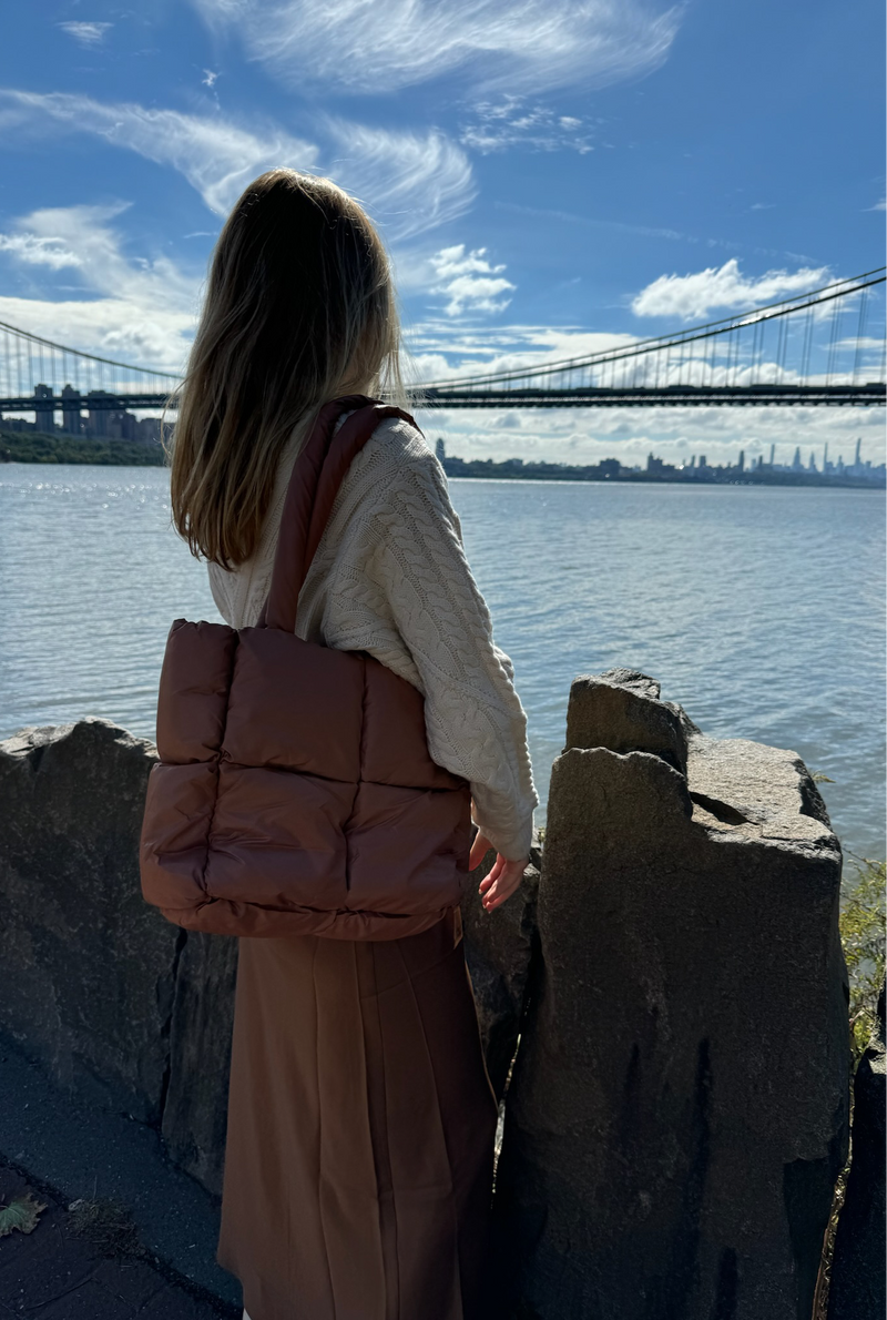 Alta Tote in Tan