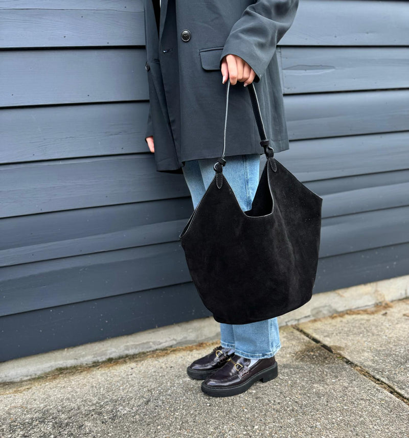 Mila Tote In Black